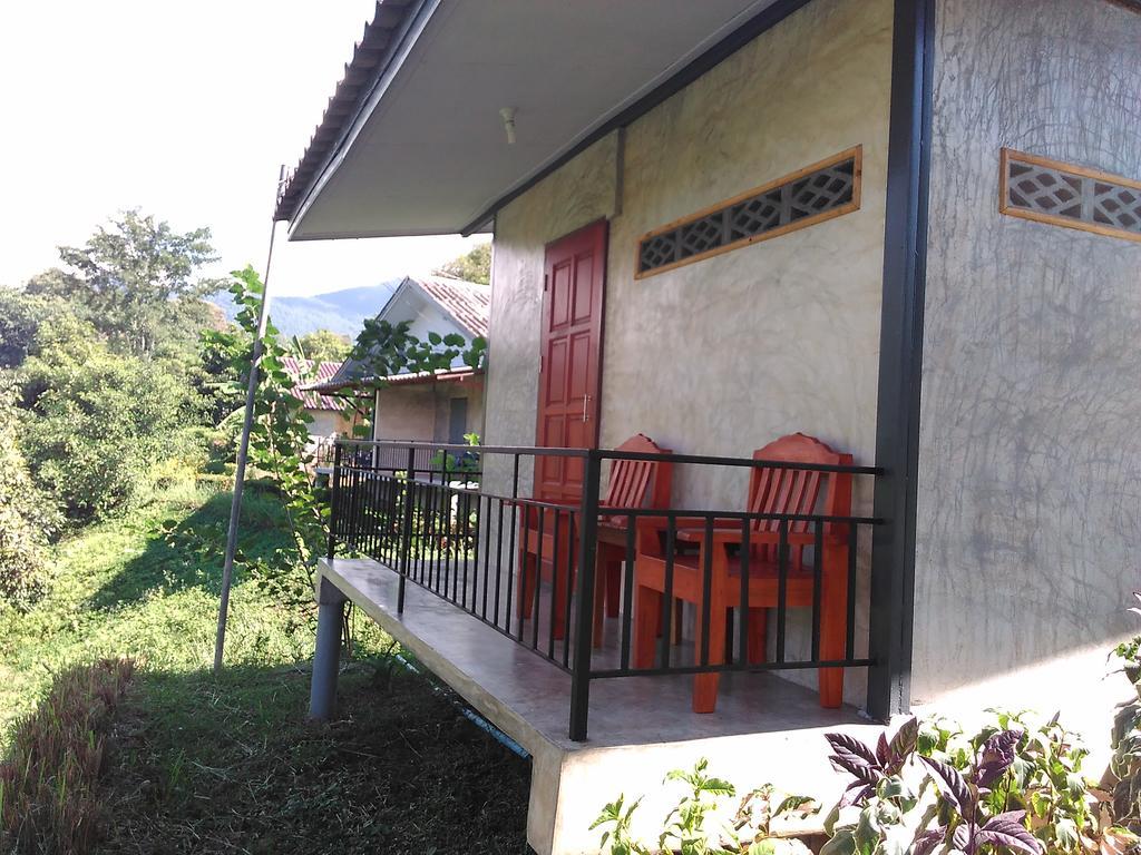 Ban Suan Sukjai Mae Sariang Hotel Exterior photo